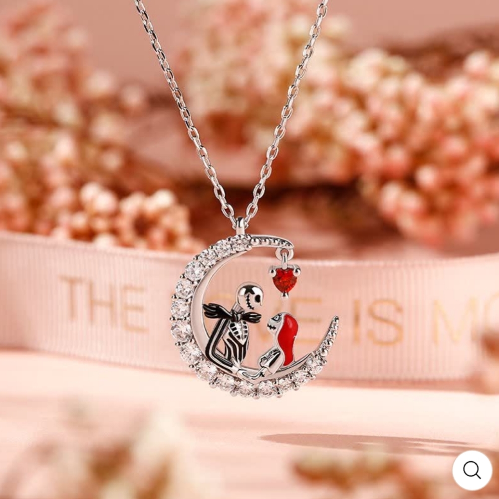 Skull couple necklace